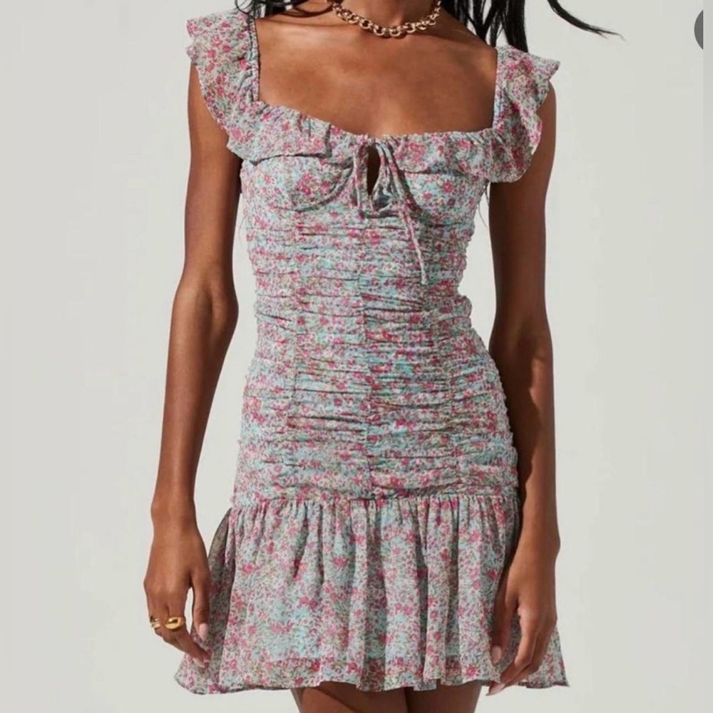 ASTR The Label floral ruched mini dress Dress size large